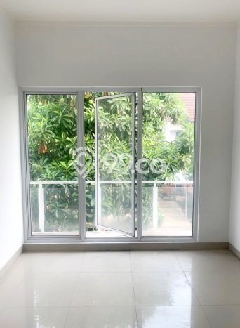 Jual Rumah Bagus Siap Huni LB 84m2 di Setu, Tangerang Selatan Jual Rumah Bagus Siap Huni LB 84m2 di Setu, Tangerang Selatan