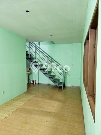 Unit Gudang Dijual di Serpong Tangerang Selatan 289m2 Unit Gudang Dijual di Serpong Tangerang Selatan 289m2