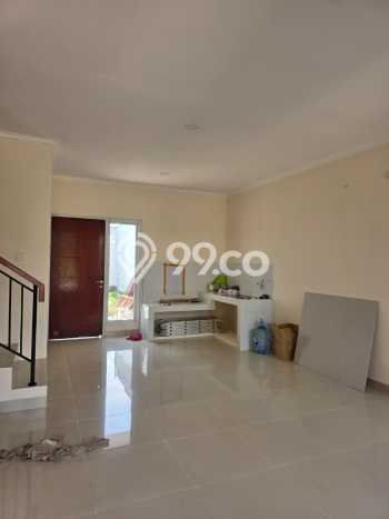 Rumah Modern 4 KT di Modernland Tangerang Semi Furnished Rumah Modern 4 KT di Modernland Tangerang Semi Furnished