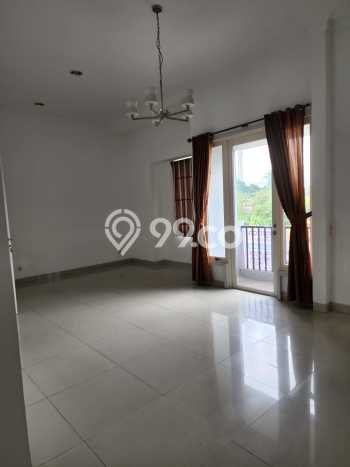 Rumah Modern LT 148m² Terawat di Kompleks Cluster Gading Serpong Pondok Hijau Golf, Tangerang Rumah Modern LT 148m² Terawat di Kompleks Cluster Gading Serpong Pondok Hijau Golf, Tangerang