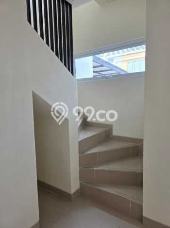 Rumah sewa siap huni 3 KT di Gading Serpong, Tangerang Rumah sewa siap huni 3 KT di Gading Serpong, Tangerang
