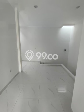 Hunian Mewah LB 200m2 Siap Huni Desain Elegan di Duri Kepa, Jakarta Barat Hunian Mewah LB 200m2 Siap Huni Desain Elegan di Duri Kepa, Jakarta Barat