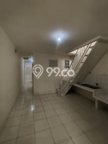 Rumah sewa siap pakai 3 KT di Duri Kepa, Jakarta Barat Rumah sewa siap pakai 3 KT di Duri Kepa, Jakarta Barat