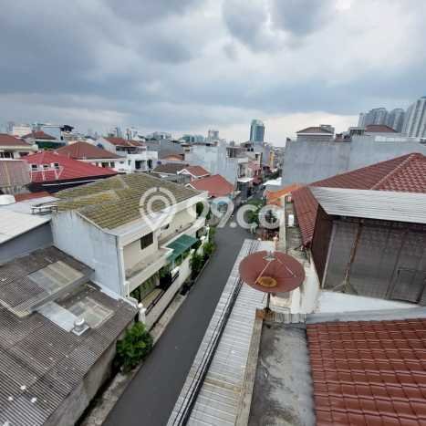 Ready to Use! Luxury House LT 90m2 Desain Modern di Tomang Ready to Use! Luxury House LT 90m2 Desain Modern di Tomang
