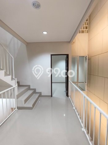 Rumah Modern 3 KT di Duri Kepa Jakarta Barat Semi Furnished Rumah Modern 3 KT di Duri Kepa Jakarta Barat Semi Furnished