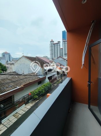 Rumah Luas Asri 3 KT Siap Pakai di Tanjung Duren Jakarta Barat Rumah Luas Asri 3 KT Siap Pakai di Tanjung Duren Jakarta Barat