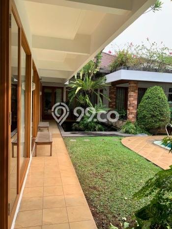 For Sale! Luxury House LT 1295m2 Desain Elegan di Pejaten For Sale! Luxury House LT 1295m2 Desain Elegan di Pejaten