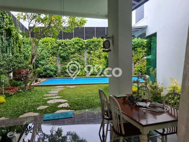 Rumah Mewah LB 580m2 Siap Huni Desain Elegan di Duren Tiga, Jakarta Selatan Rumah Mewah LB 580m2 Siap Huni Desain Elegan di Duren Tiga, Jakarta Selatan