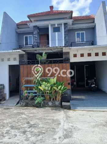 Jual Rumah Bagus Siap Huni LB 310m2 di Colomadu, Karanganyar Jual Rumah Bagus Siap Huni LB 310m2 di Colomadu, Karanganyar