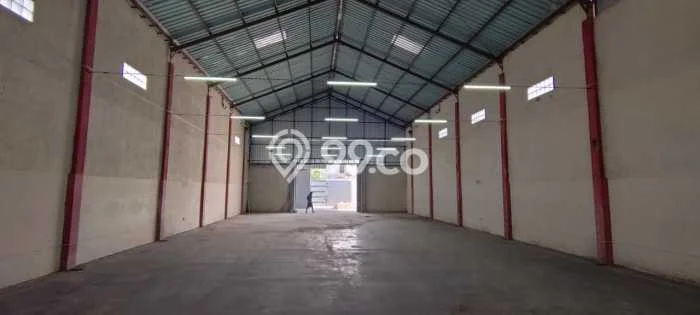 LOKASI STRATEGIS! Gudang di Grogol, Luas 450m², Area Ramai, Ready Operasional LOKASI STRATEGIS! Gudang di Grogol, Luas 450m², Area Ramai, Ready Operasional