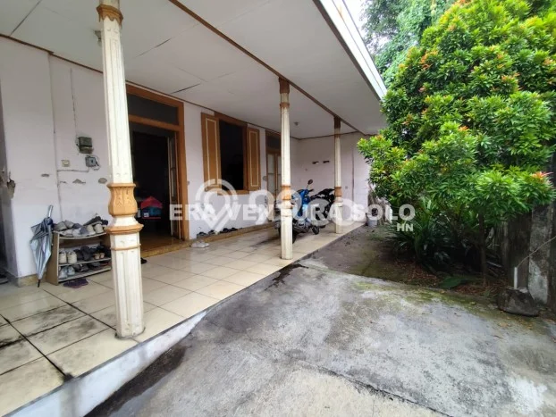 Rumah Siap Huni 4 KT 3 KM di Jebres, Surakarta Rumah Siap Huni 4 KT 3 KM di Jebres, Surakarta