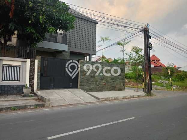 Siap Huni Rumah Mewah 5 Kamar di Banjarsari Dekat ke Mana Pun Siap Huni Rumah Mewah 5 Kamar di Banjarsari Dekat ke Mana Pun
