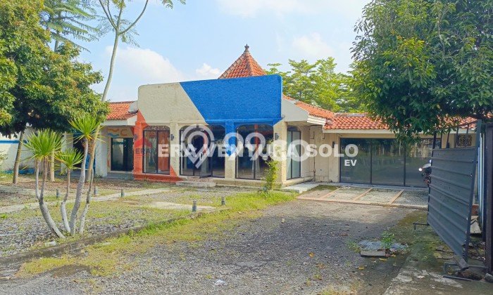 AREA BERKEMBANG! Komersial For Rent Kawasan Colomadu, Luas 500m², Siap Usaha AREA BERKEMBANG! Komersial For Rent Kawasan Colomadu, Luas 500m², Siap Usaha
