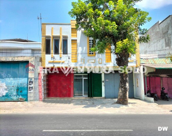 Rumah Mewah Dijual LT 420m2 di Jebres, Solo Rumah Mewah Dijual LT 420m2 di Jebres, Solo