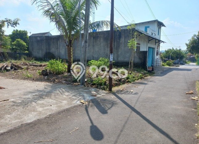Lahan untuk Dijual Lokasi Mojosongo, Boyolali Luas 100m2 SHM Lahan untuk Dijual Lokasi Mojosongo, Boyolali Luas 100m2 SHM