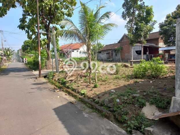 Lahan untuk Dijual Lokasi Mojosongo, Boyolali Luas 100m2 SHM Lahan untuk Dijual Lokasi Mojosongo, Boyolali Luas 100m2 SHM