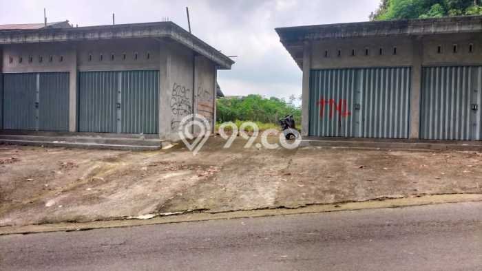 Komersial Dijual di Boyolali LT 1504m2 & LB 135m2 Lokasi Terbaik! Komersial Dijual di Boyolali LT 1504m2 & LB 135m2 Lokasi Terbaik!