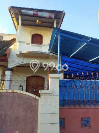 Jual Rumah Strategis Bagus Punya 4 KT di Jebres Surakarta SHM Jual Rumah Strategis Bagus Punya 4 KT di Jebres Surakarta SHM