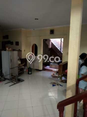 Jual Rumah Strategis Bagus Punya 4 KT di Jebres Surakarta SHM Jual Rumah Strategis Bagus Punya 4 KT di Jebres Surakarta SHM