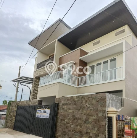 Jual Rumah Strategis Bagus Punya 4 KT di Makassar Makassar SHM Jual Rumah Strategis Bagus Punya 4 KT di Makassar Makassar SHM