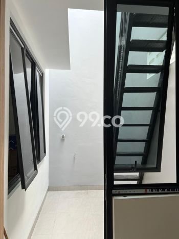SIAP HUNI! Rumah Strategis area BSD Kencana Loka, LT 98m² Bangunan 120m² SIAP HUNI! Rumah Strategis area BSD Kencana Loka, LT 98m² Bangunan 120m²