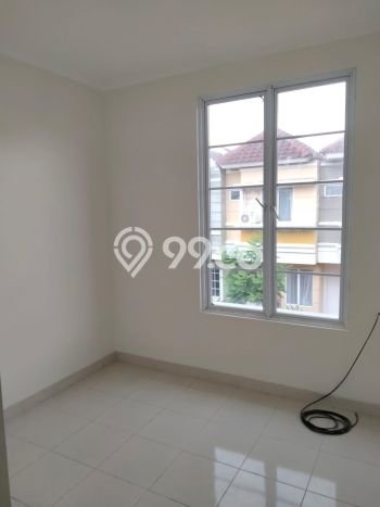 HOT LISTING! Rumah Siap Huni lokasi Gading Serpong, Tangerang, LT 32m² Bangunan 42m² HOT LISTING! Rumah Siap Huni lokasi Gading Serpong, Tangerang, LT 32m² Bangunan 42m²
