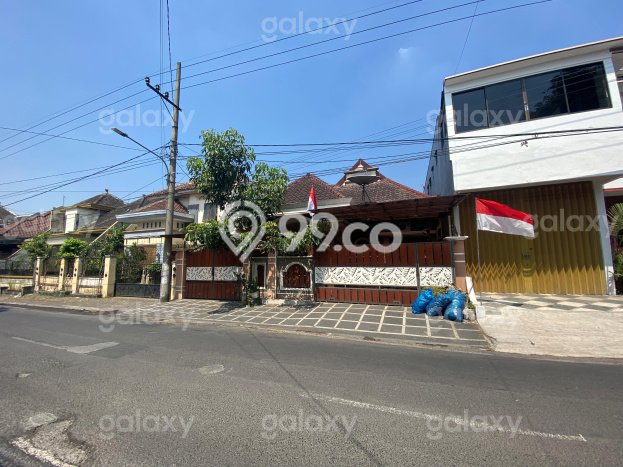 Rumah Sewa Malang LT 227m2 LB 175m2 Kawasan Malang Kota Rumah Sewa Malang LT 227m2 LB 175m2 Kawasan Malang Kota