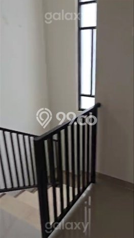 Disewakan! Rumah 3 Kamar Tidur &
3 Kamar Mandi di Malang Kota, Malang Disewakan! Rumah 3 Kamar Tidur &
3 Kamar Mandi di Malang Kota, Malang
