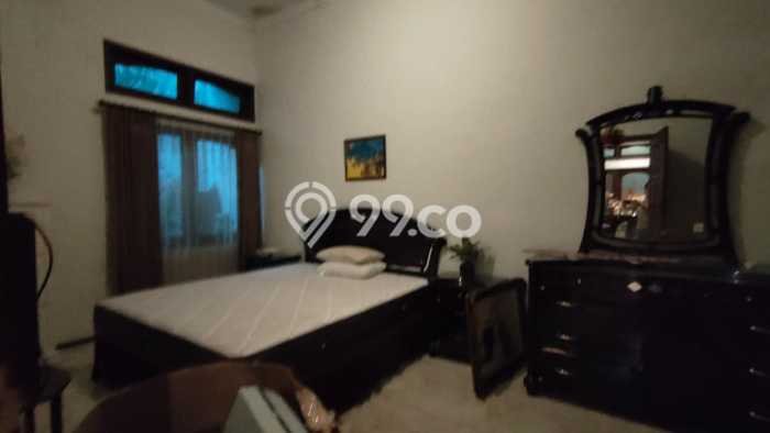 Rumah Disewakan Malang LT 430m2 LB 300m2 Kawasan Malang Kota Rumah Disewakan Malang LT 430m2 LB 300m2 Kawasan Malang Kota