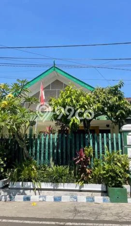 For Sale! Luxury House LT 191m2 Desain Elegan di Malang Kota For Sale! Luxury House LT 191m2 Desain Elegan di Malang Kota