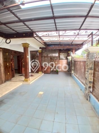 Ready to Use! Premium House LT 212m2 Desain Elegan di Malang Kota Ready to Use! Premium House LT 212m2 Desain Elegan di Malang Kota