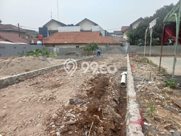 Tanah Dijual Lokasi Strategis di Jakarta Selatan dengan Luas 82m2 Tanah Dijual Lokasi Strategis di Jakarta Selatan dengan Luas 82m2