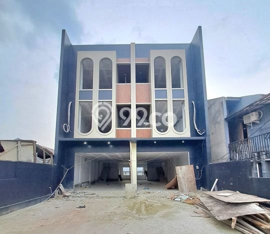 Ruko Dijual di Jagakarsa Jakarta Selatan dengan Luas Bangunan 260m2 Ruko Dijual di Jagakarsa Jakarta Selatan dengan Luas Bangunan 260m2