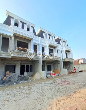 Hot Offer Hunian Mewah Ideal dan Luas di Jagakarsa, Jakarta Selatan Hot Offer Hunian Mewah Ideal dan Luas di Jagakarsa, Jakarta Selatan