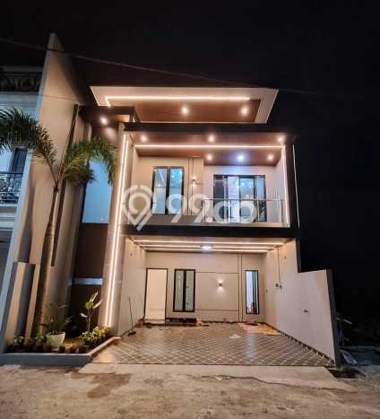Jual Rumah Bagus Siap Huni LB 120m2 di Jagakarsa, Jakarta Selatan Jual Rumah Bagus Siap Huni LB 120m2 di Jagakarsa, Jakarta Selatan
