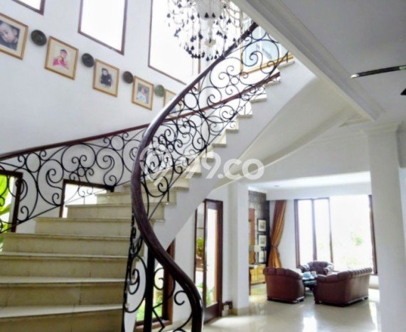 For Sale! Premium House LT 628m2 Desain Elegan di Lebak Bulus For Sale! Premium House LT 628m2 Desain Elegan di Lebak Bulus