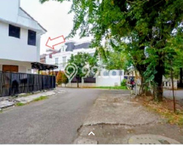Rumah Strategis Modern Lb 180m2 di Pasar Minggu, Jakarta Selatan Rumah Strategis Modern Lb 180m2 di Pasar Minggu, Jakarta Selatan