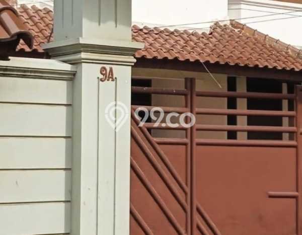 Ready to Use! Premium House LT 999m2 Desain Modern di Pondok Labu Ready to Use! Premium House LT 999m2 Desain Modern di Pondok Labu