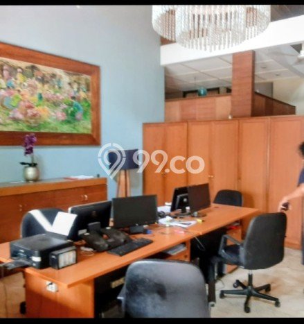 Rumah Luxury Dijual di Jakarta Selatan Fasilitas Lengkap Rumah Luxury Dijual di Jakarta Selatan Fasilitas Lengkap