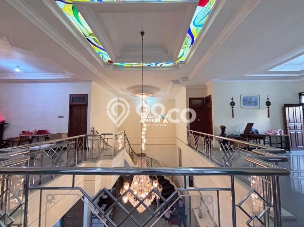 Rumah Mewah Dijual LT 375m2 di Sukolilo, Surabaya Rumah Mewah Dijual LT 375m2 di Sukolilo, Surabaya