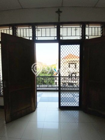 Dijual Hunian Mewah dengan Fasilitas Sekitar Komplit di Wonocolo, Surabaya Dijual Hunian Mewah dengan Fasilitas Sekitar Komplit di Wonocolo, Surabaya