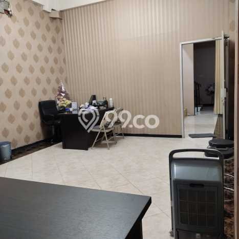 Dijual! Ruko di Panjang Jiwo Surabaya LT 97m2 / LB 198m2 Kawasan Strategis Dijual! Ruko di Panjang Jiwo Surabaya LT 97m2 / LB 198m2 Kawasan Strategis
