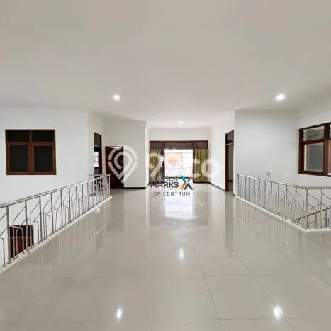 Jarang Ada! Rumah Sewa 4 Kamar Bagus Siap Huni Kertajaya Jarang Ada! Rumah Sewa 4 Kamar Bagus Siap Huni Kertajaya