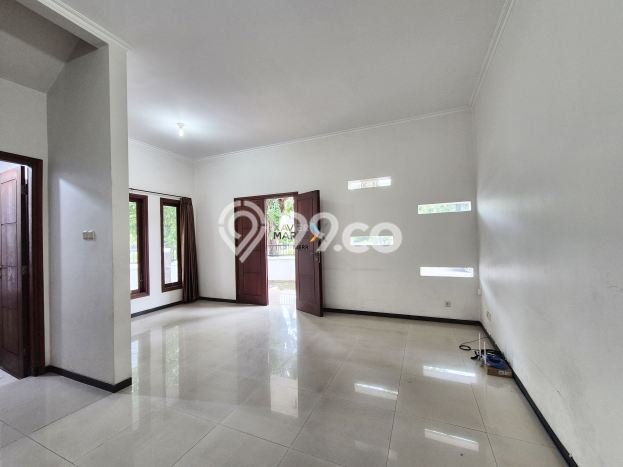 Siap Huni Rumah Mewah 3 Kamar di Sukolilo Dekat ke Mana Saja Siap Huni Rumah Mewah 3 Kamar di Sukolilo Dekat ke Mana Saja