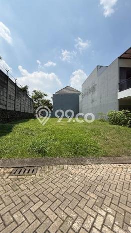 Tanah Dijual Lokasi Strategis di Tangerang Selatan dengan Luas 220m2 Tanah Dijual Lokasi Strategis di Tangerang Selatan dengan Luas 220m2