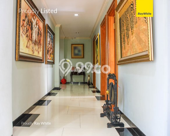 Dijual Rumah Mewah Megah Dengan View Eksklusif di Kemang, Jakarta Selatan Dijual Rumah Mewah Megah Dengan View Eksklusif di Kemang, Jakarta Selatan