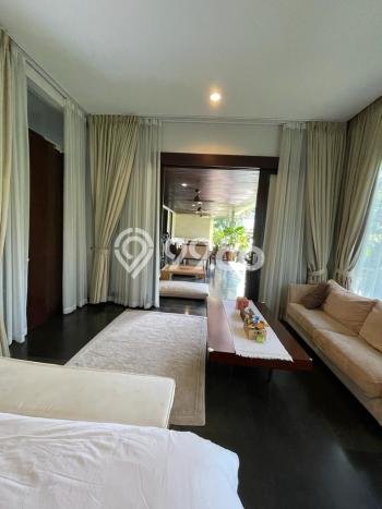 Hunian Mewah LB 650m2 Siap Pakai Desain Elegan di Kemang, Jakarta Selatan Hunian Mewah LB 650m2 Siap Pakai Desain Elegan di Kemang, Jakarta Selatan