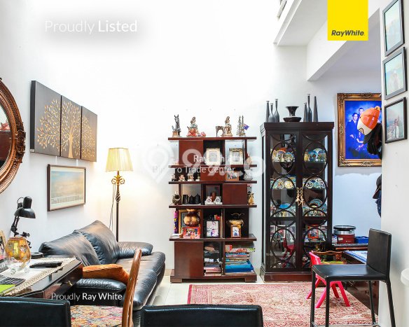 Rumah Elit Modern Tanpa Renovasi di Bintaro Tangerang Selatan Rumah Elit Modern Tanpa Renovasi di Bintaro Tangerang Selatan