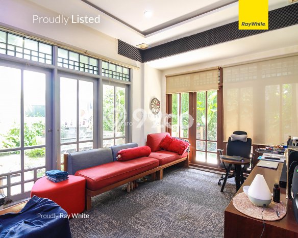 Dijual Hunian Mewah dengan Fasilitas Sekitar Komplit di Cinere, Depok Dijual Hunian Mewah dengan Fasilitas Sekitar Komplit di Cinere, Depok