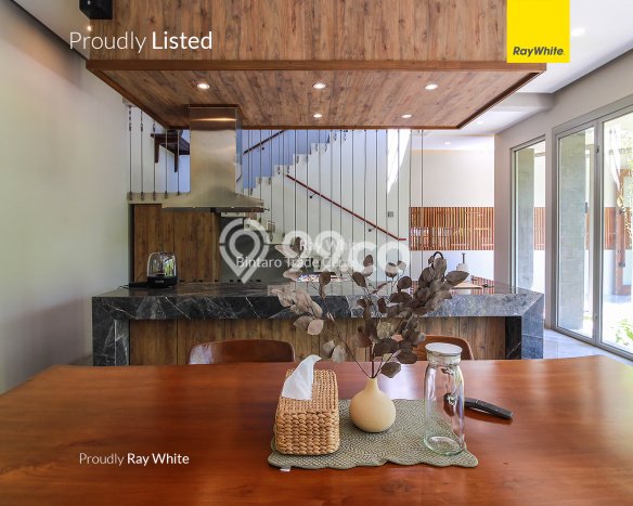For Sale! Premium House LT 480m2 Desain Elegan di Bintaro For Sale! Premium House LT 480m2 Desain Elegan di Bintaro